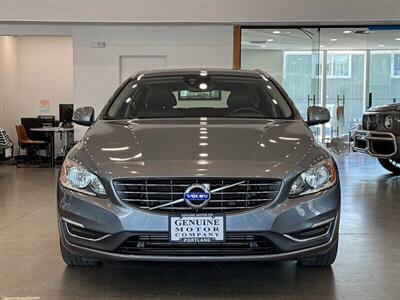 2016 Volvo V60 T5   - Photo 2 - Gladstone, OR 97027