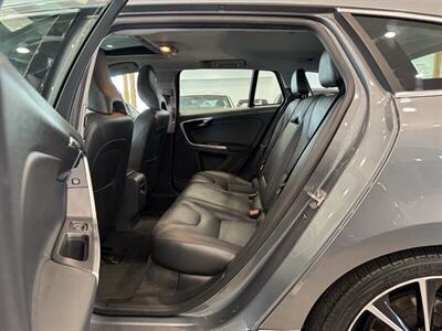 2016 Volvo V60 T5   - Photo 12 - Gladstone, OR 97027
