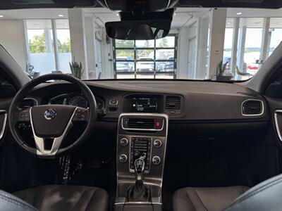 2016 Volvo V60 T5 Drive-E Premier   - Photo 8 - Gladstone, OR 97027