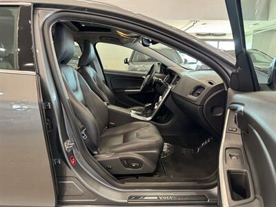 2016 Volvo V60 T5   - Photo 9 - Gladstone, OR 97027
