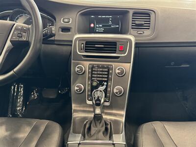 2016 Volvo V60 T5 Drive-E Premier   - Photo 35 - Gladstone, OR 97027