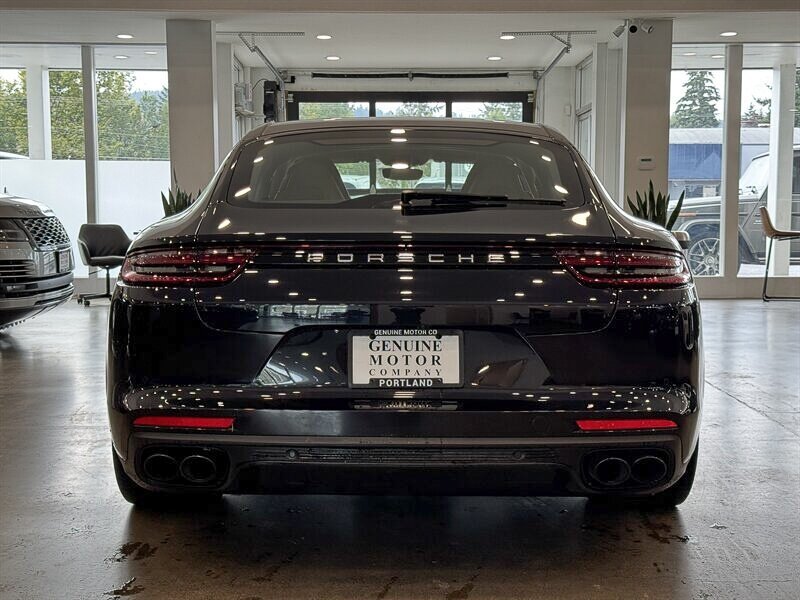 2020 Porsche Panamera 4 E-Hybrid photo 3