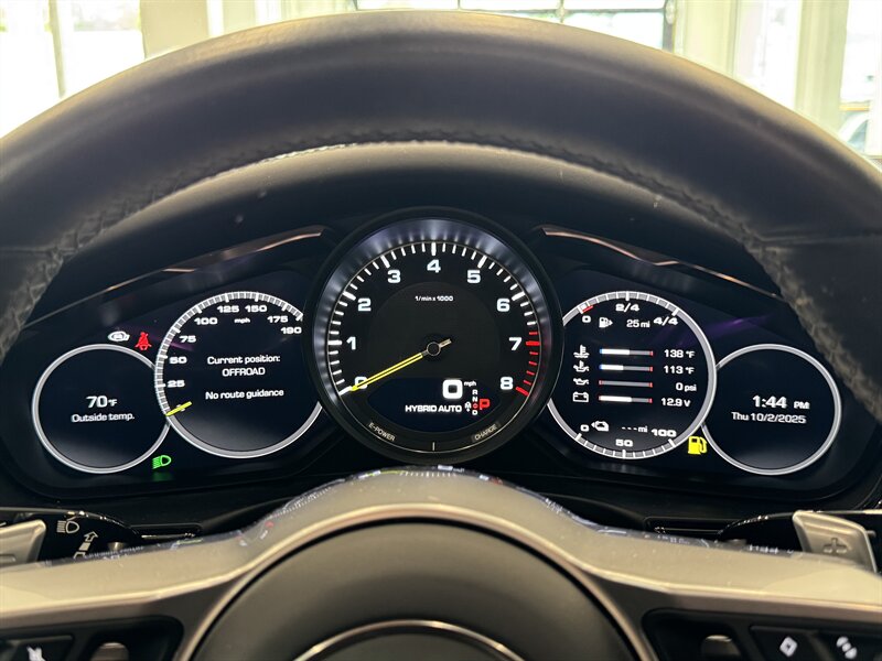 2020 Porsche Panamera 4 E-Hybrid photo 22