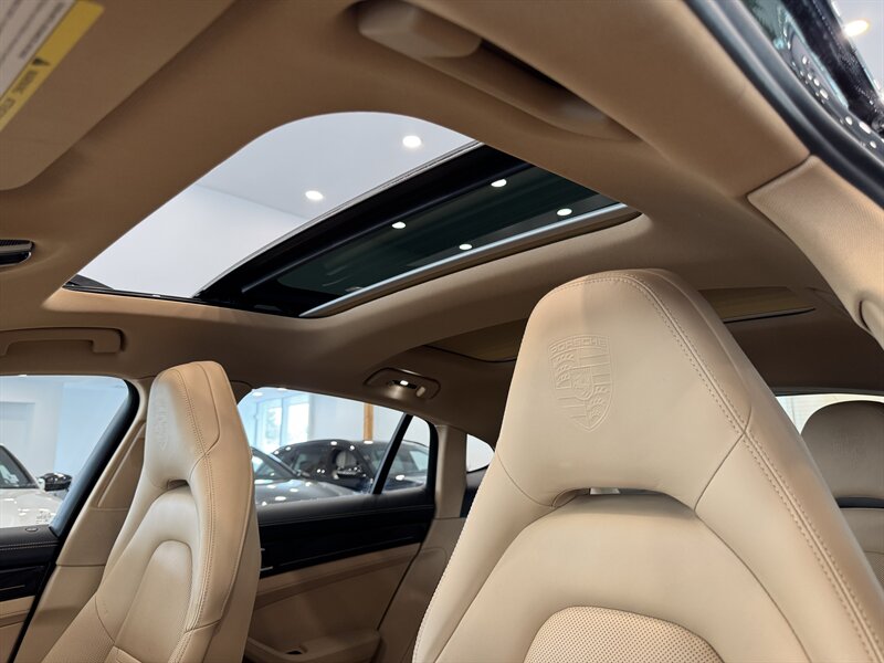 2020 Porsche Panamera 4 E-Hybrid photo 30