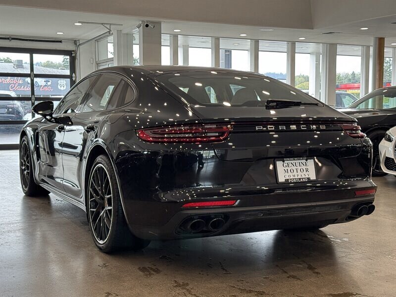 2020 Porsche Panamera 4 E-Hybrid photo 2
