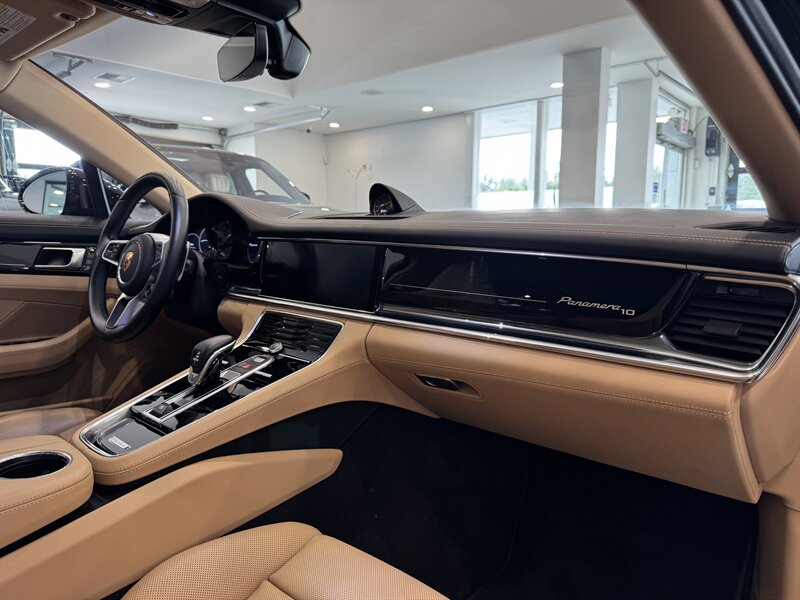 2020 Porsche Panamera 4 E-Hybrid photo 14