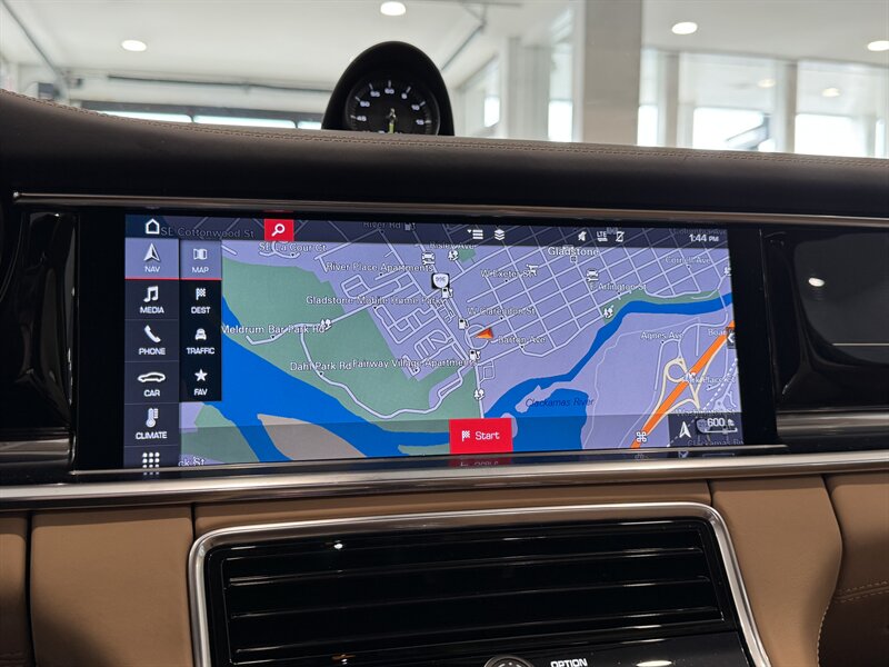 2020 Porsche Panamera 4 E-Hybrid photo 25