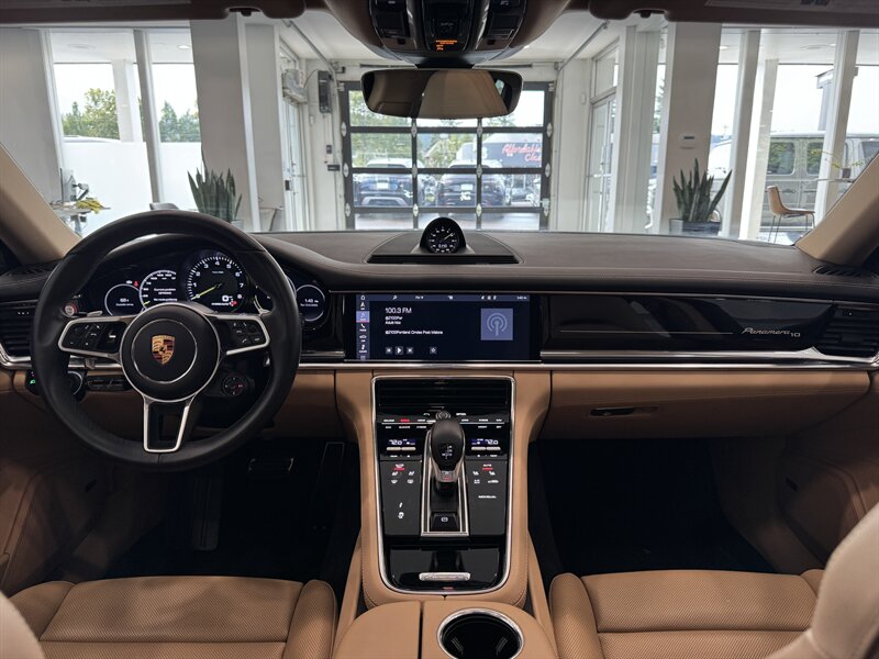 2020 Porsche Panamera 4 E-Hybrid photo 6
