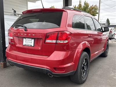 2016 Dodge Journey SXT   - Photo 2 - Gladstone, OR 97027