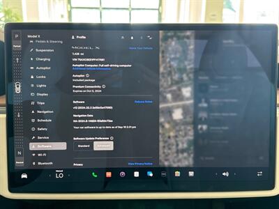 2023 Tesla Model X   - Photo 16 - Gladstone, OR 97027