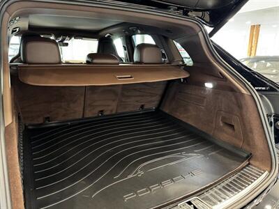 2023 Porsche Cayenne   - Photo 45 - Gladstone, OR 97027