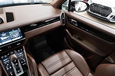 2023 Porsche Cayenne   - Photo 11 - Gladstone, OR 97027