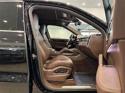 2023 Porsche Cayenne   - Photo 9 - Gladstone, OR 97027