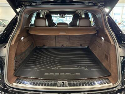 2023 Porsche Cayenne   - Photo 43 - Gladstone, OR 97027