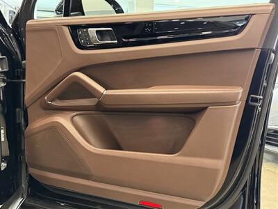 2023 Porsche Cayenne   - Photo 15 - Gladstone, OR 97027