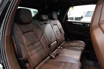 2023 Porsche Cayenne   - Photo 22 - Gladstone, OR 97027