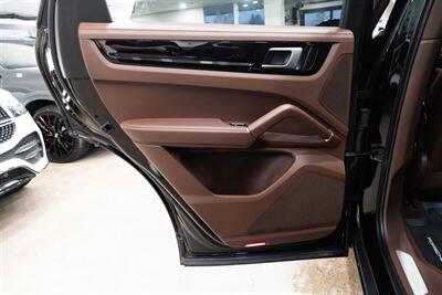 2023 Porsche Cayenne   - Photo 19 - Gladstone, OR 97027