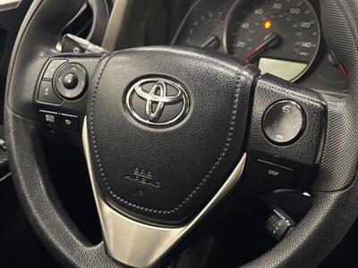 2014 Toyota RAV4 LE   - Photo 14 - Gladstone, OR 97027