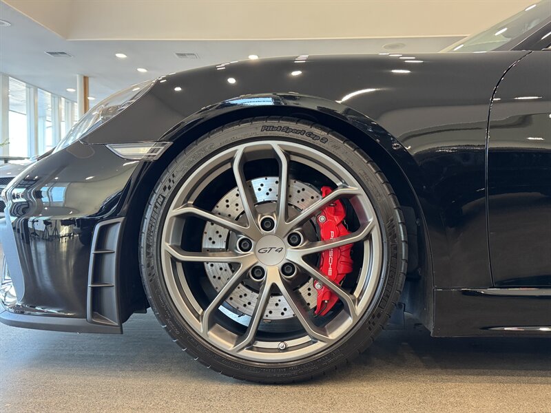 2021 Porsche Cayman GT4 photo 55