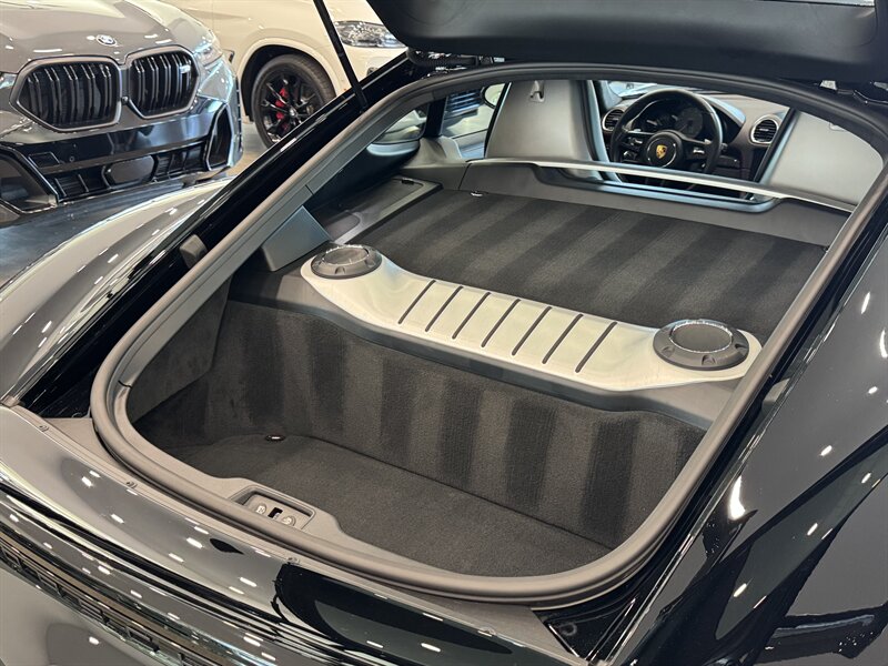 2021 Porsche Cayman GT4 photo 42
