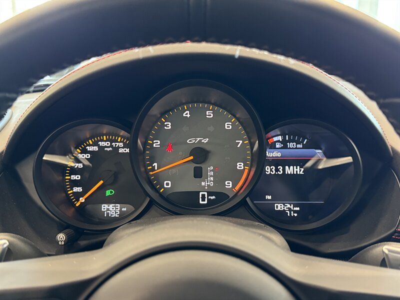 2021 Porsche Cayman GT4 photo 27