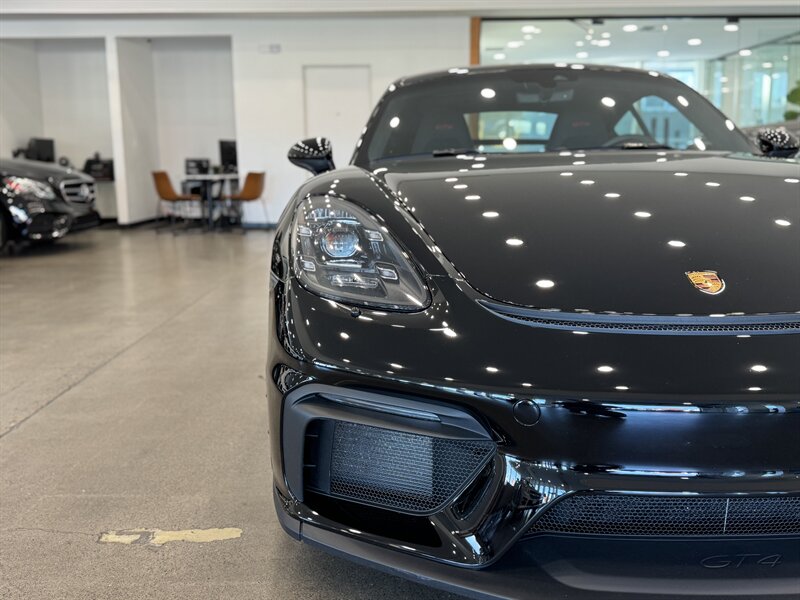 2021 Porsche Cayman GT4 photo 48