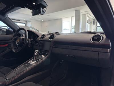 2021 Porsche 718 Cayman GT4   - Photo 10 - Gladstone, OR 97027