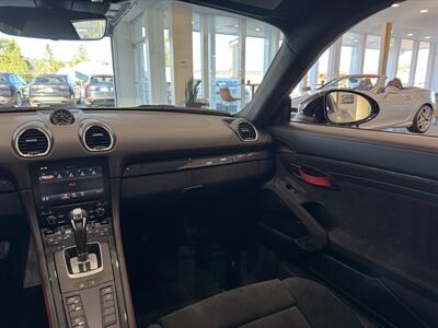2021 Porsche 718 Cayman GT4   - Photo 24 - Gladstone, OR 97027