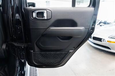 2022 Jeep Wrangler Unlimited Sahara 4xe   - Photo 22 - Gladstone, OR 97027