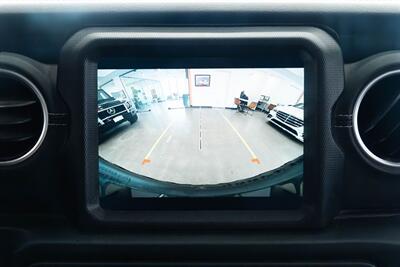 2022 Jeep Wrangler Unlimited Sahara 4xe   - Photo 13 - Gladstone, OR 97027