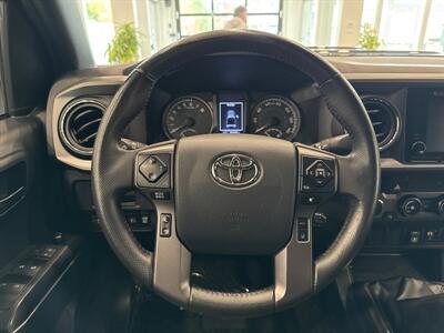 2018 Toyota Tacoma TRD Sport   - Photo 14 - Gladstone, OR 97027