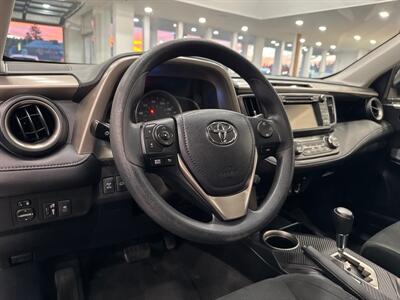 2015 Toyota RAV4 XLE   - Photo 13 - Gladstone, OR 97027