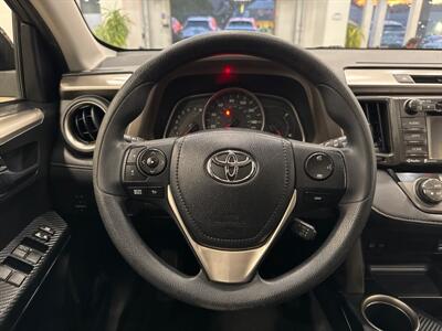 2015 Toyota RAV4 XLE   - Photo 14 - Gladstone, OR 97027