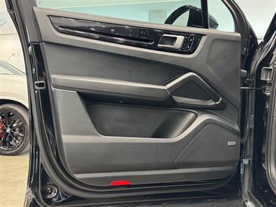 2019 Porsche Cayenne   - Photo 13 - Gladstone, OR 97027