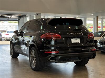 2017 Porsche Cayenne Platinum Edition   - Photo 4 - Gladstone, OR 97027