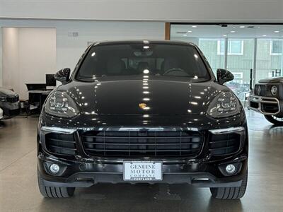 2017 Porsche Cayenne Platinum Edition   - Photo 2 - Gladstone, OR 97027