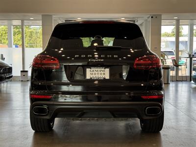 2017 Porsche Cayenne Platinum Edition   - Photo 5 - Gladstone, OR 97027
