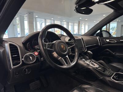 2017 Porsche Cayenne Platinum Edition   - Photo 7 - Gladstone, OR 97027