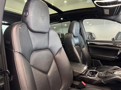 2017 Porsche Cayenne Platinum Edition   - Photo 9 - Gladstone, OR 97027