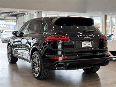 2017 Porsche Cayenne Platinum Edition   - Photo 4 - Gladstone, OR 97027
