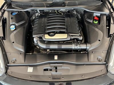 2017 Porsche Cayenne Platinum Edition   - Photo 43 - Gladstone, OR 97027