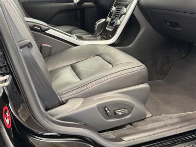 2016 Volvo XC70 T5 Premier   - Photo 18 - Gladstone, OR 97027