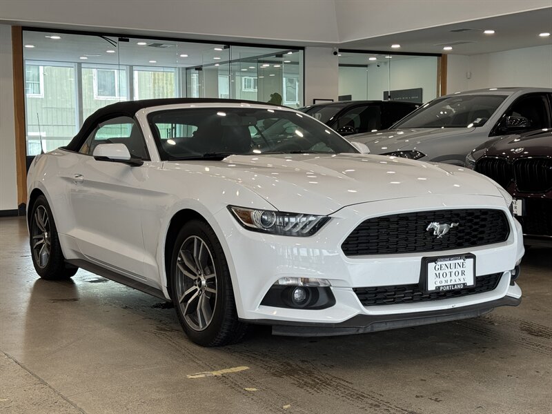 2016 Ford Mustang EcoBoost Premium Convertible photo 3