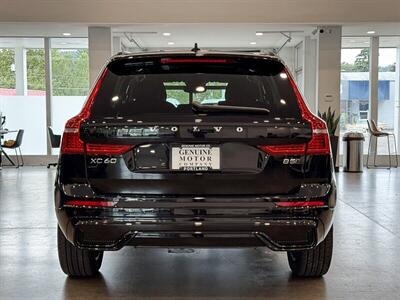 2024 Volvo XC60 B5 Plus Dark Theme   - Photo 5 - Gladstone, OR 97027