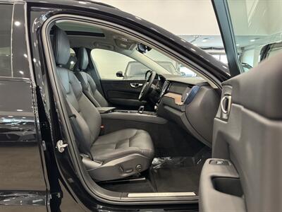 2024 Volvo XC60 B5 Plus Dark Theme   - Photo 9 - Gladstone, OR 97027