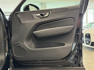 2024 Volvo XC60 B5 Plus Dark Theme   - Photo 14 - Gladstone, OR 97027