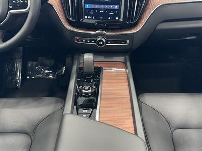 2024 Volvo XC60 B5 Plus Dark Theme   - Photo 36 - Gladstone, OR 97027