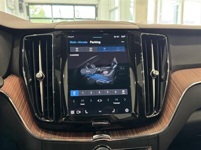 2024 Volvo XC60 B5 Plus Dark Theme   - Photo 34 - Gladstone, OR 97027