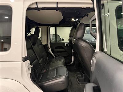 2019 Jeep Wrangler Unlimited Sahara   - Photo 10 - Gladstone, OR 97027