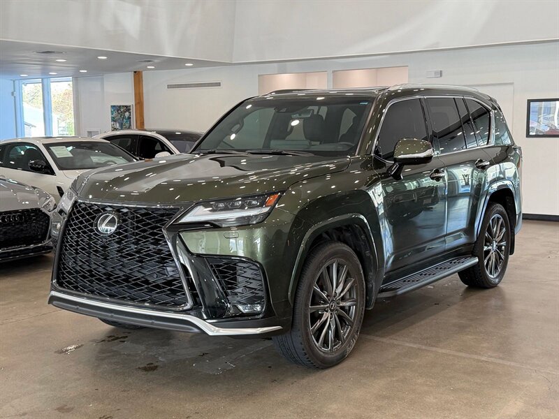 2024 Lexus LX F-Sport's photo